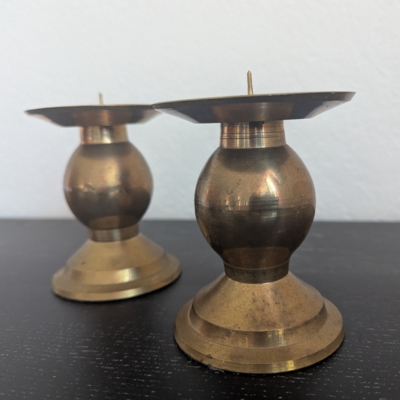Set Of 2 Vintage Brass Pillar Candle Holders Ball Stem 3.75" - Picture 5 of 9